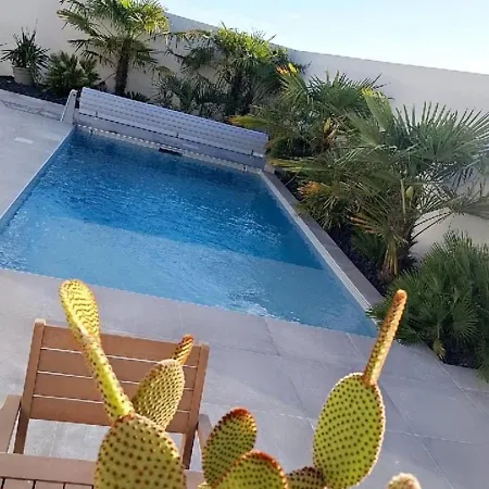 ღ Elegancia - Maison Familiale Piscine & Parking * Dompierre-sur-Mer